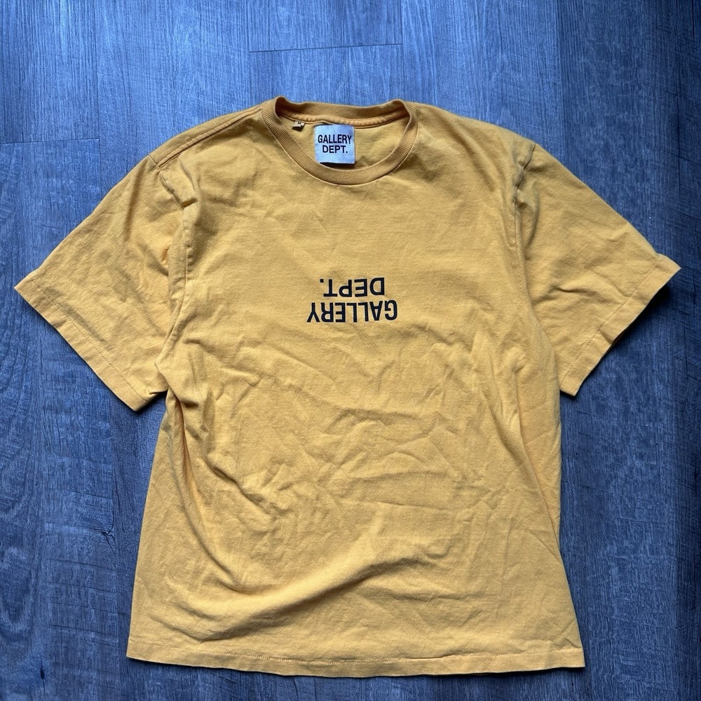 GALLERY DEPT. Yellow Souvenir Short Sleeve T-Shirt Size Medium M  -‎ Upside Down